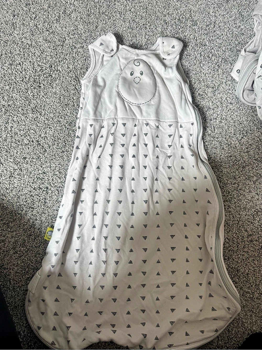 Nested Bean Baby Sleep Sack grey Geometric Like New classic zen